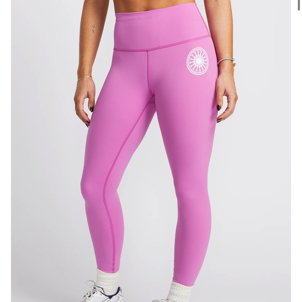 Pink Lululemon SoulCycle leggings!